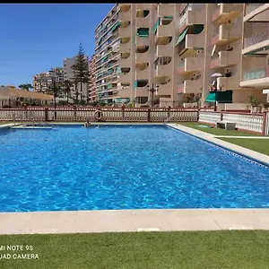Apartamento Reformado En Primera Linea De Playa Apartamento